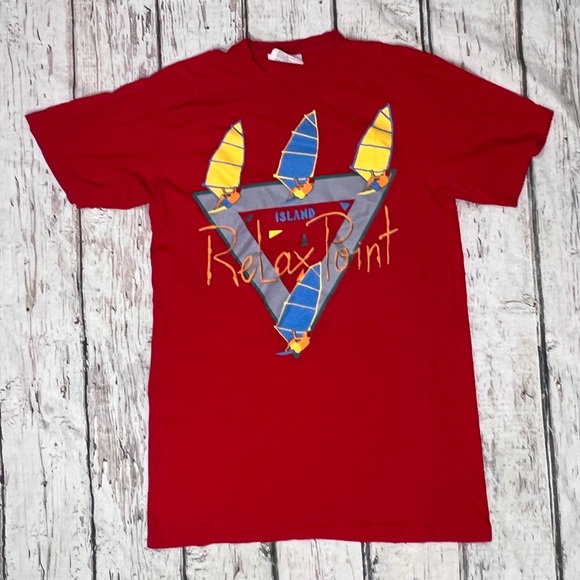 Vintage 1990s Island Relax Point Surfing Beach Summer Red Crewneck Tshirt - Picture 1 of 4
